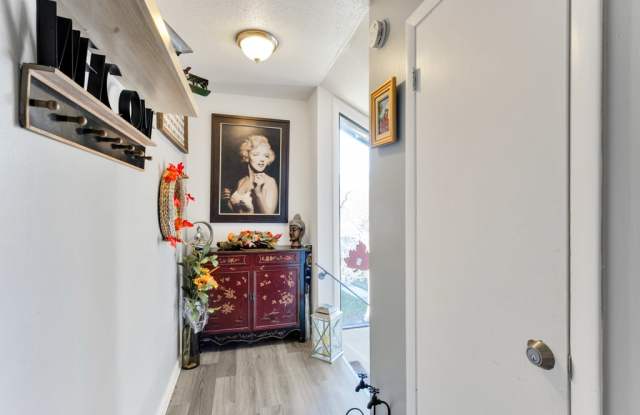 411 Nottinghill Park photos photos