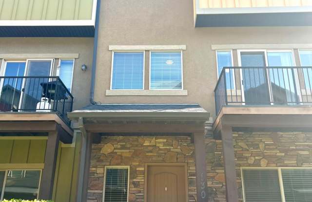 4-Bed Townhome with Private Main-Level Studio Suite in South Salt Lake! photos photos 4-Bed Townhome with Private Main-Level Studio Suite in South Salt Lake! photos photos