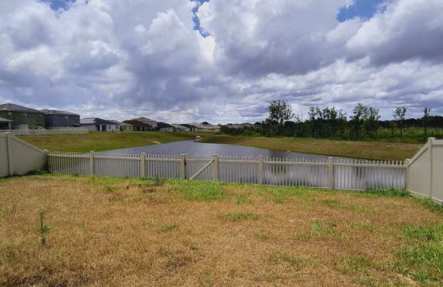 Beautiful 4-Bedroom, 2-Bathroom Home!! ***MOVE-IN SPECIAL 50% OFF 2ND MONTH!!*** Gallery 3