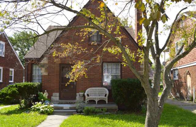 4389 GRAYTON Street Gallery 1