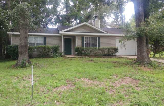 Great 3/2 home with large yard close to everything! photos photos