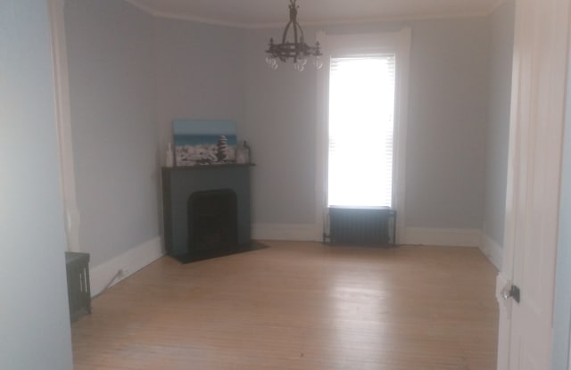 17 Lafayette Avenue Southeast photos photos
