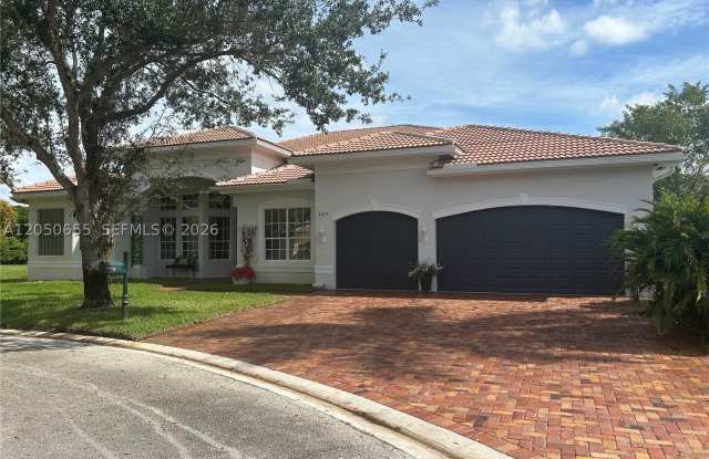 4723 SW 195th Way photos photos