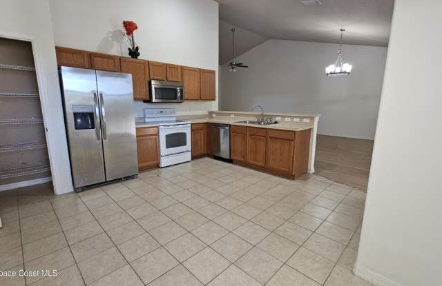 1020 Venetian Drive Gallery 3