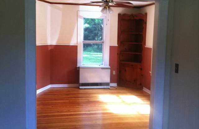 403 Plainville Avenue Gallery 3