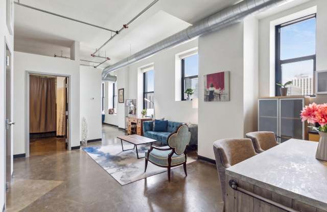 350 Saint Peter St Gallery 1