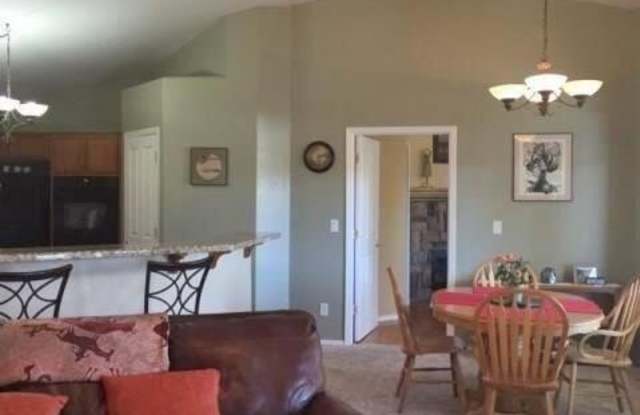1513 Spruce Canyon Drive Gallery 2