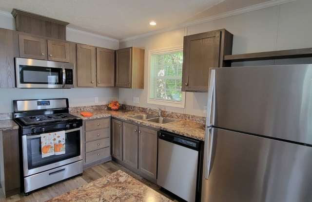 5580 Driftwood Ct Gallery 3