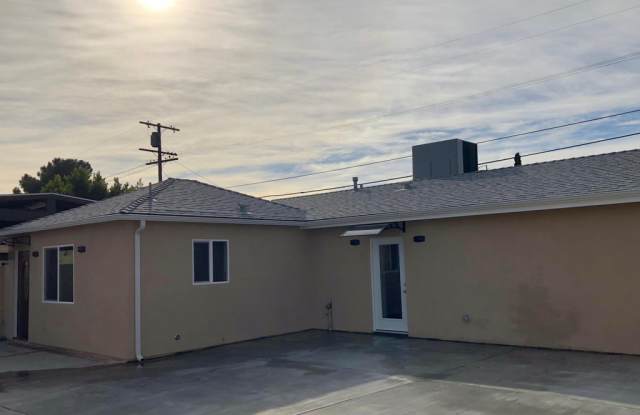 7841 Vantage Avenue - 7841 N Vantage Ave, Los Angeles, CA 91605