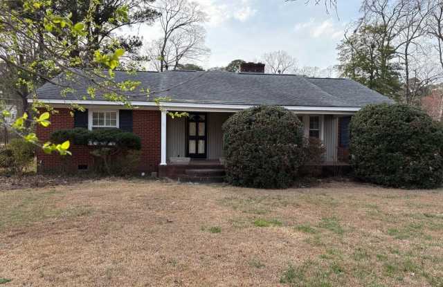 1715 S Elm Street photos photos