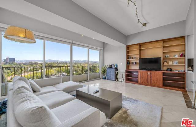 10501 WILSHIRE Gallery 1
