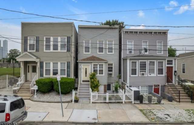 470 Mallory Ave photos photos 470 Mallory Ave photos photos