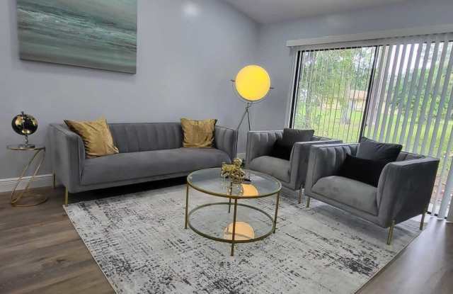 13838 Bottlebrush Court Gallery 2