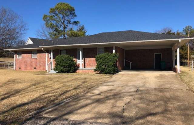 918 Eisenhower Dr. - 918 Eisenhower Drive, Tupelo, MS 38801