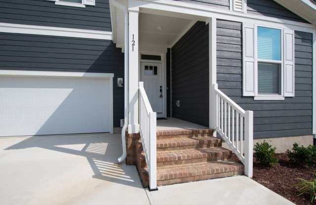 Rolesville Gem: Elegant 5-Bedroom Home with Modern Luxury Touches Gallery 3