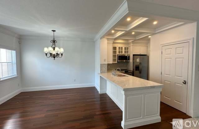 553 Water St photos photos 553 Water St photos photos