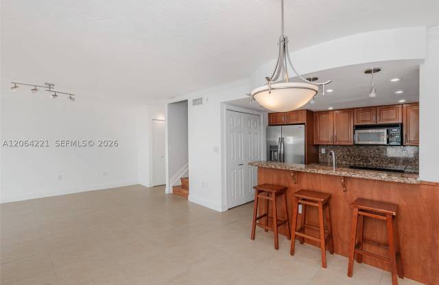 4520 SW 68th Ct Cir Gallery 3