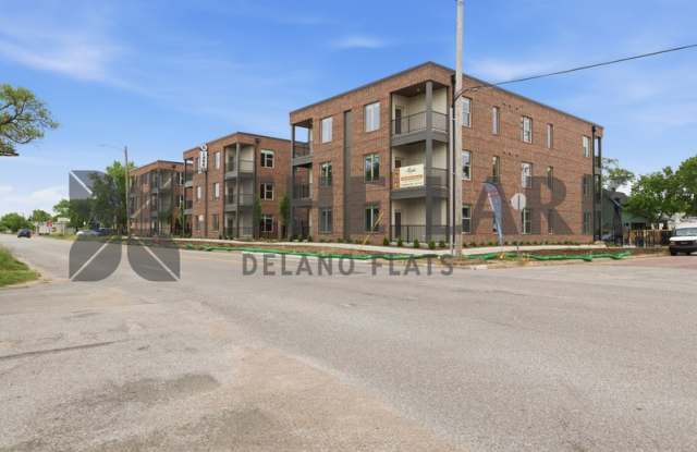 721 West Maple Street Bldg 1000 Apt 312 - 1 Gallery 3