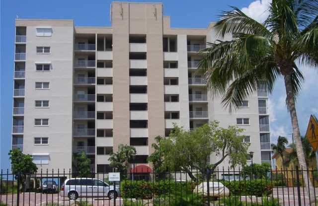 500 Estero Boulevard Gallery 2
