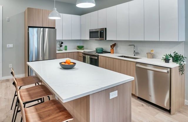 1202 South 5th St - 1202 South 5th Street, Harrison, NJ 07029