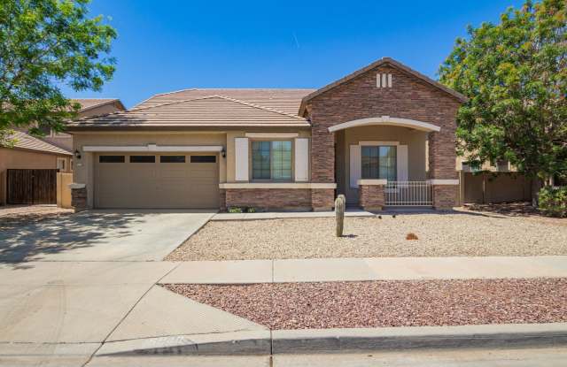 4 Bedroom 2 Bathroom with and Office in Gilbert - 5948 South Inez Drive, Gilbert, AZ 85298 4 Bedroom 2 Bathroom with and Office in Gilbert - 5948 South Inez Drive, Gilbert, AZ 85298