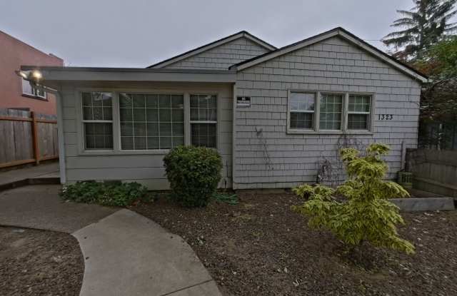 3 Bedroom Campus House photos photos