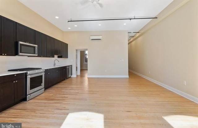 2029 WALNUT STREET - 2029 Walnut Street, Philadelphia, PA 19103