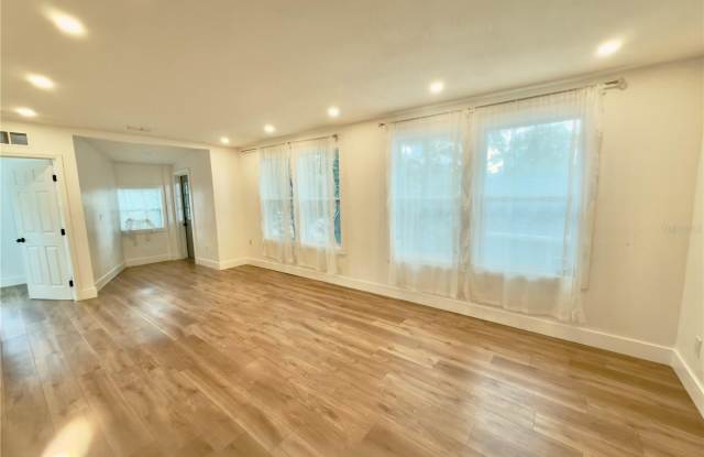 2238 QUINCY Street S Gallery 3