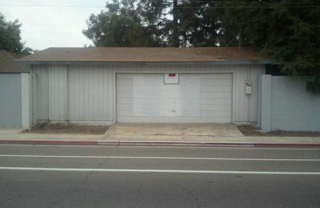 4040 W Iris Ave photos photos