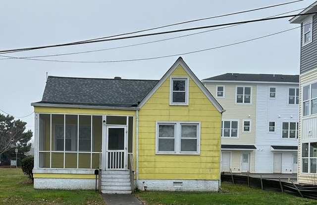 412 Norfolk Avenue Gallery 1