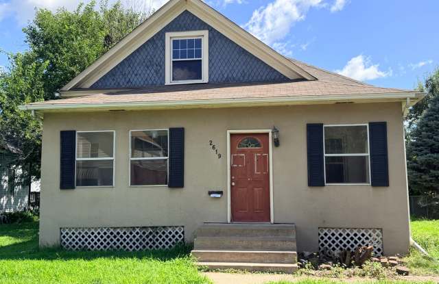 4-Bedroom Home Near Brady Street in Davenport photos photos