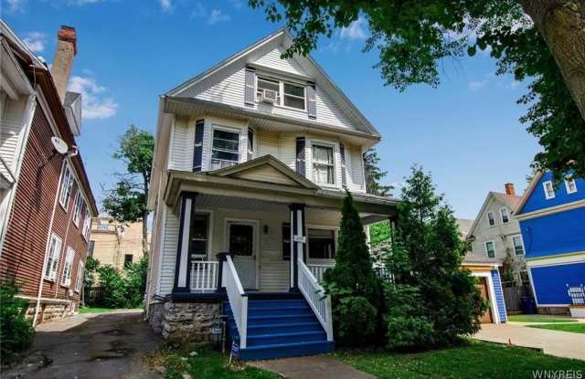 255 Ashland Avenue Gallery 1