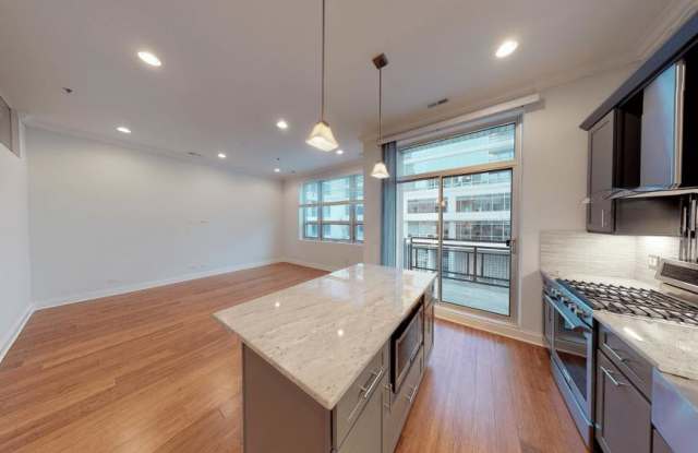 743 South Wells St. photos photos