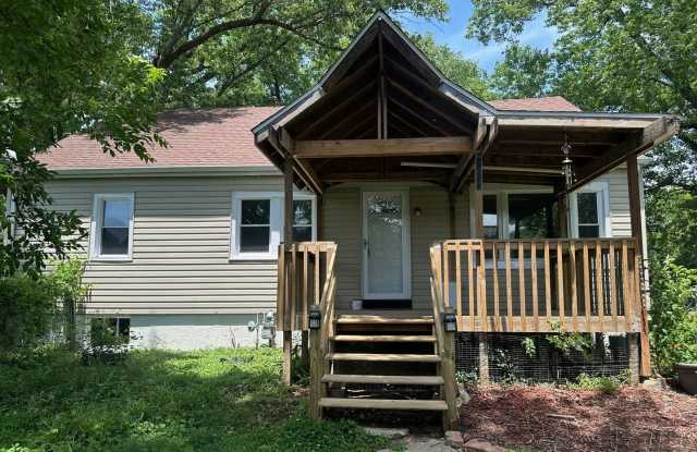 4-bed Country Living! Gallery 1