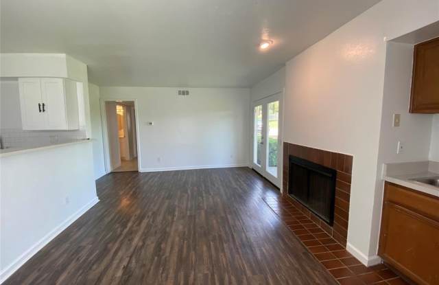 5909 Lake Hubbard Parkway Gallery 3
