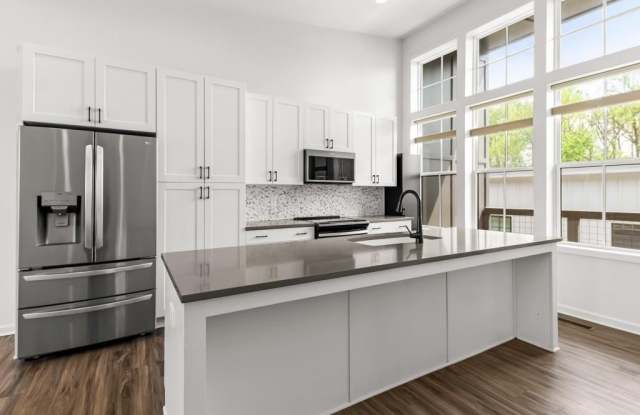 916 Brees Court photos photos