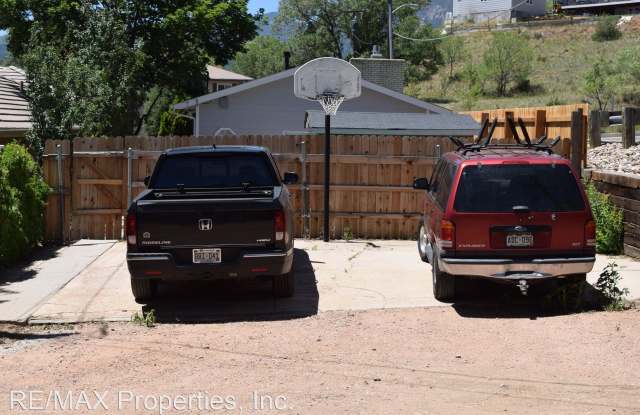 2520 W Uintah St Gallery 4