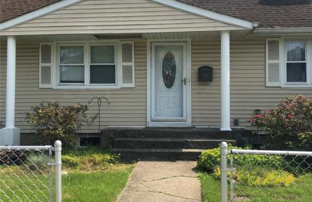 474 Webster Avenue photos photos