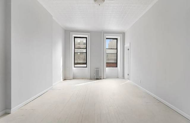 151 Grand St Apt 3 photos photos