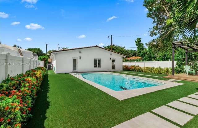 3855 SW 1st St - 3855 Southwest 1st Street, Miami, FL 33134