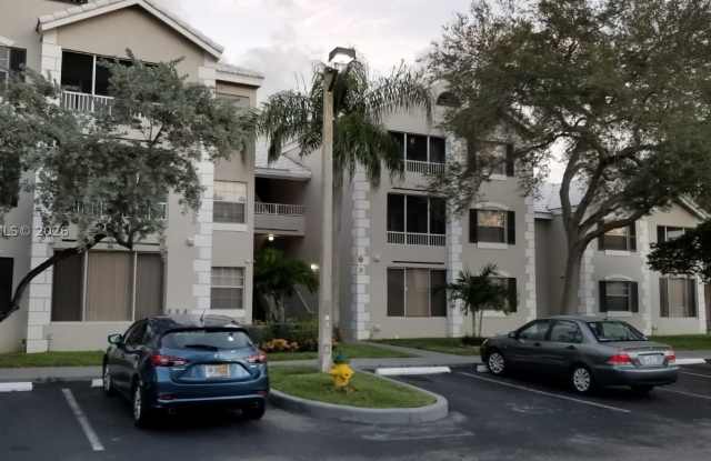 2811 N Oakland Forest Dr - 2811 North Oakland Forest Drive, Oakland Park, FL 33309 2811 N Oakland Forest Dr - 2811 North Oakland Forest Drive, Oakland Park, FL 33309