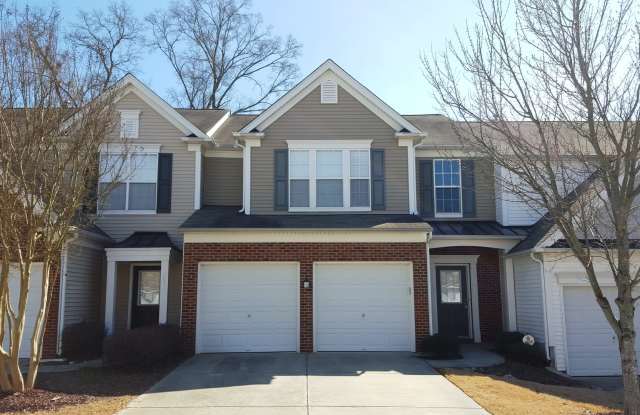 Charming Townhome located in the Blakeney Preserve in Charlotte! photos photos