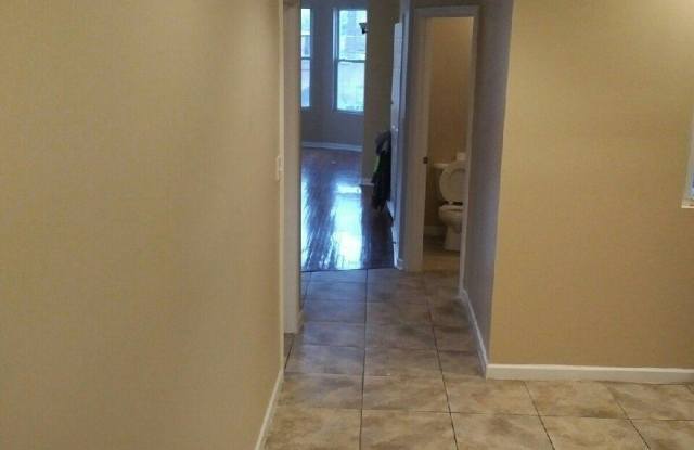 8739 S Cottage Grove 2 Gallery 4