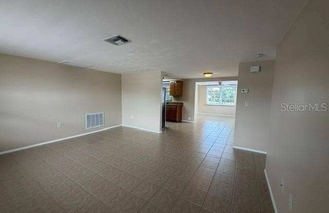 7539 GULF HIGHLANDS Drive Gallery 4