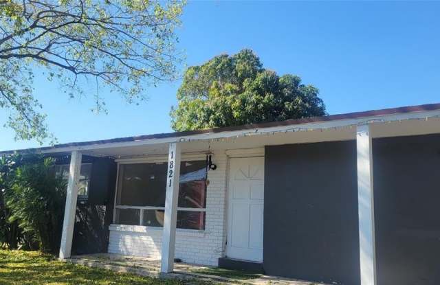 1821 NW 2nd Ave photos photos