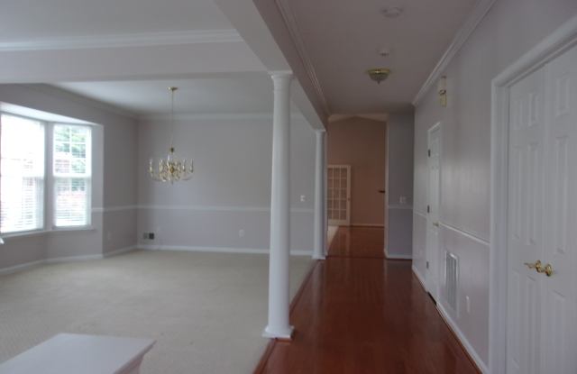 17397 Four Seasons Drive Gallery 2