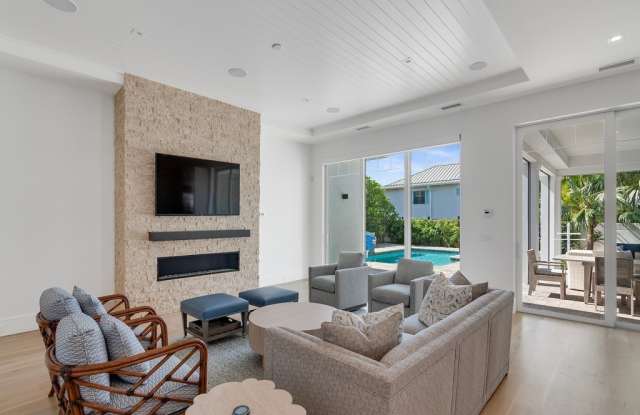 915 Surfsedge Way Gallery 2