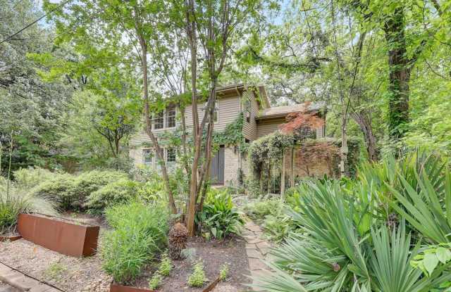 805 Leonard St!!! - Amazing 7 bed House walking distance to UT. Gallery 4