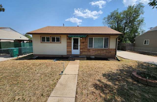 2 Bedroom Ranch with 1 Car garage Gallery 1