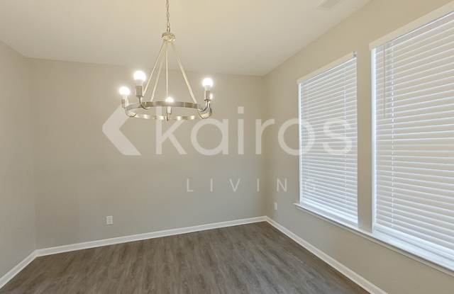 101 Silver Maple Lane Gallery 3